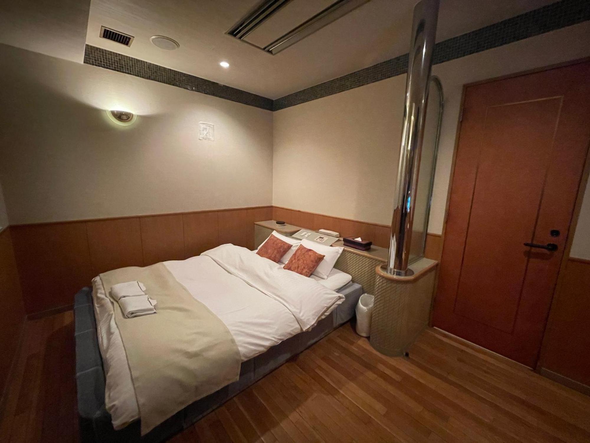Hotel Luxe - Adult Only Tokio Exterior foto